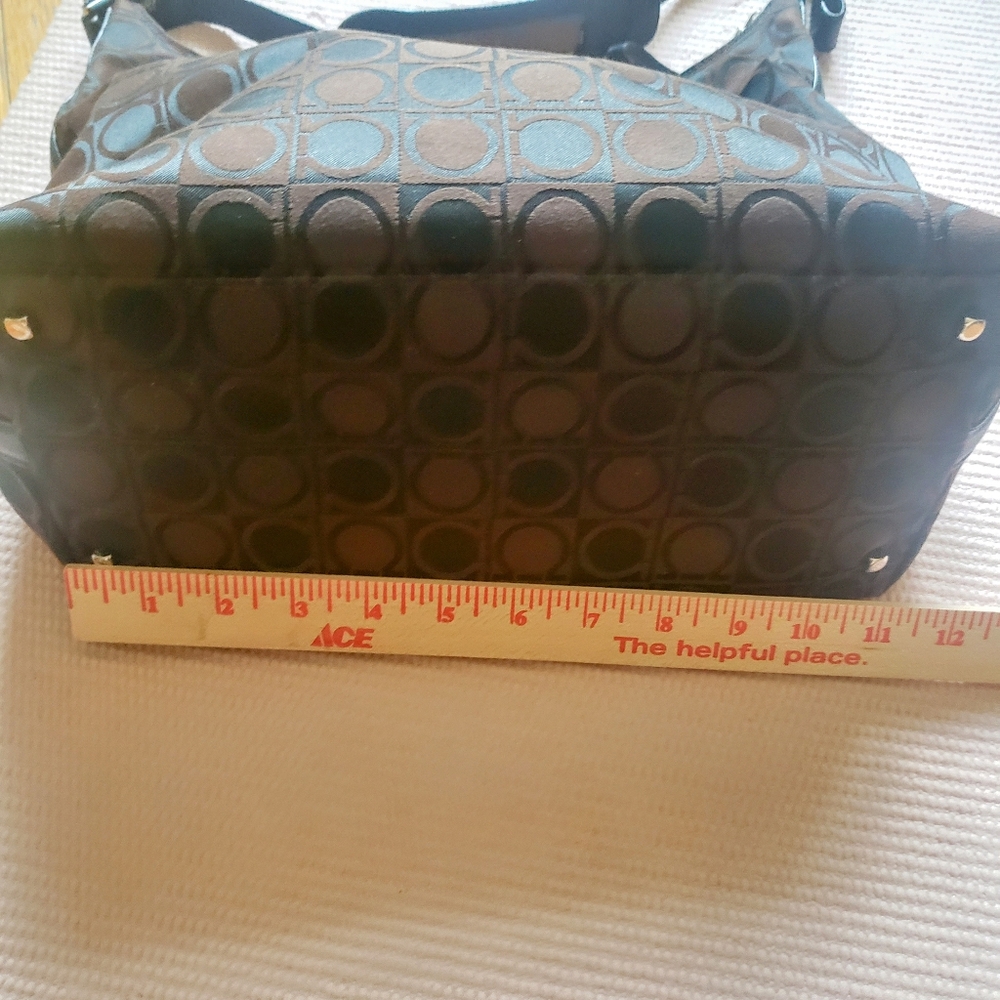 SOLD - Salvatore Ferragamo Gancini Shoulder Hobo Bag - Picture 10 of 16